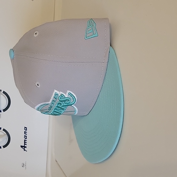 New Era Los Angeles Lakers snap back - Picture 2 of 7